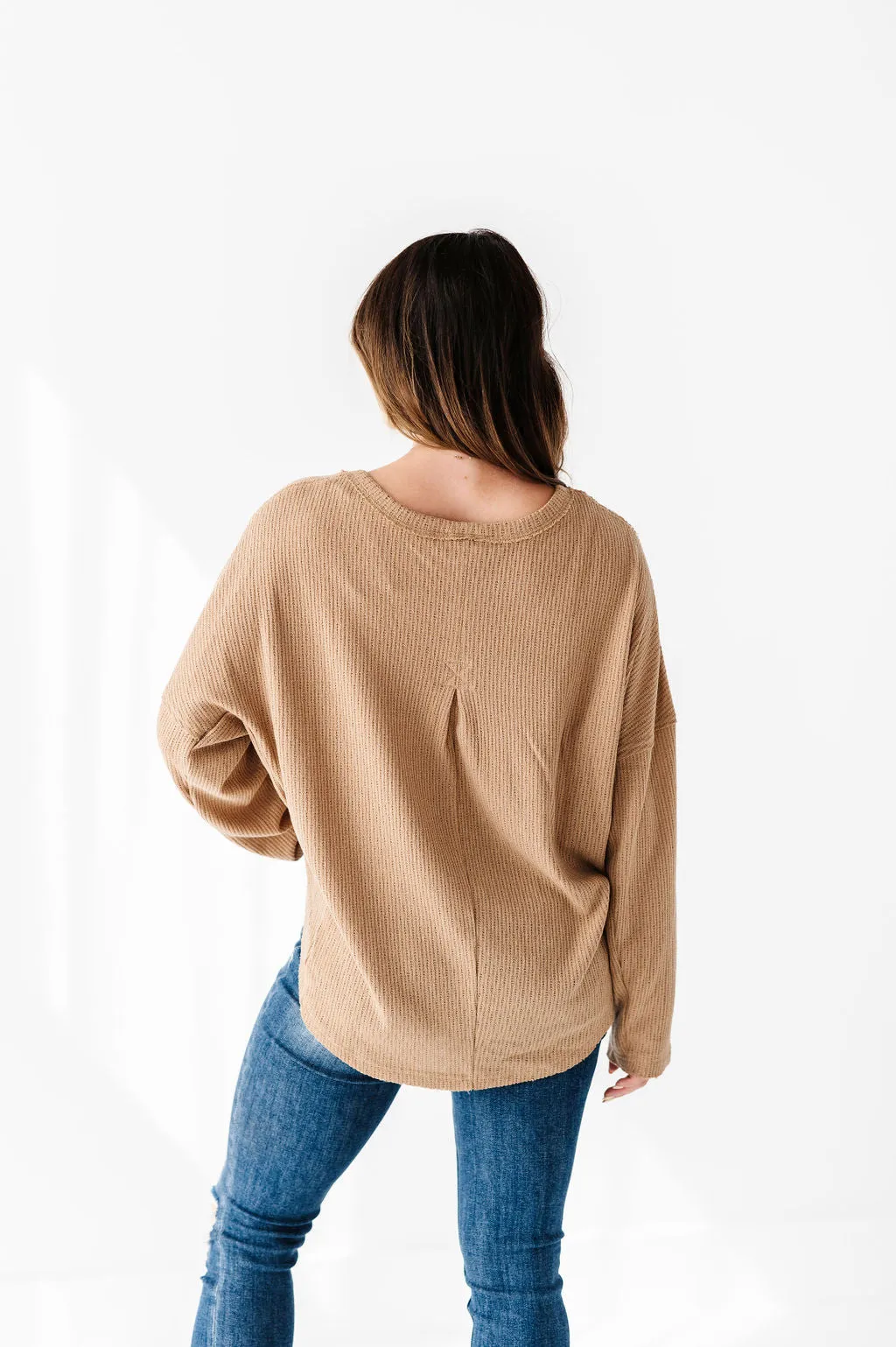 Ember Henley Top in Mocha