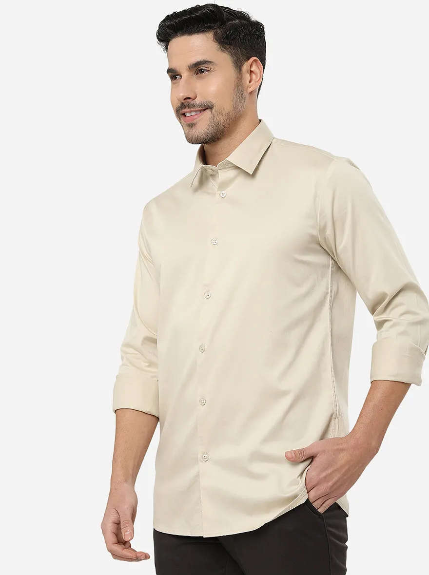 Light Grey Solid Slim Fit Semi Casual Shirt | JadeBlue