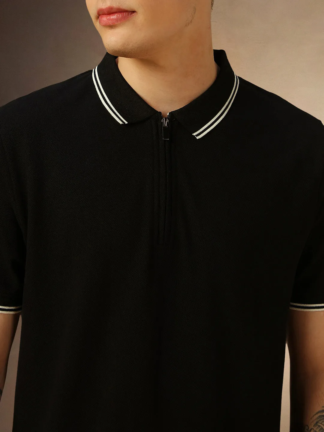 Men's Black Solid Polo Collar Half Sleeves T-shirt