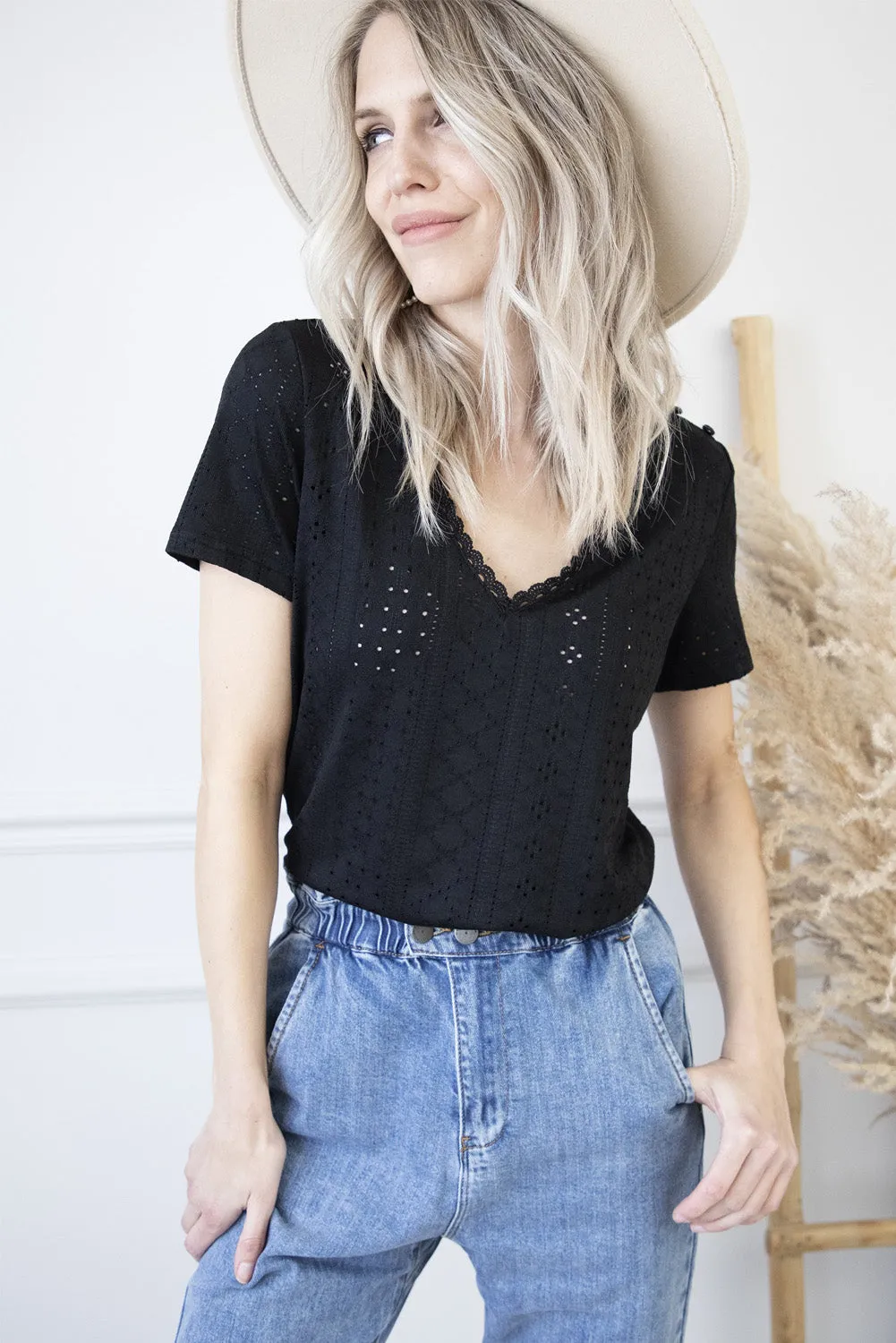 Plain V Neck Lace Short Sleeve T-Shirt